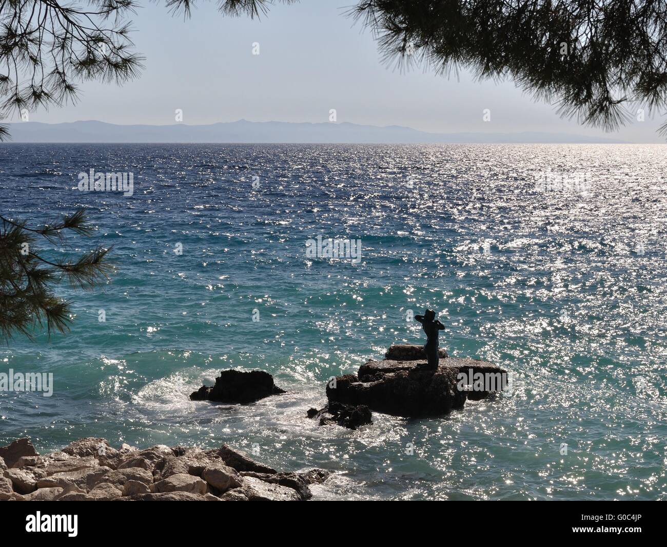 Statue der Meerjungfrau in Podgora, Kroatien am Nachmittag Stockfoto