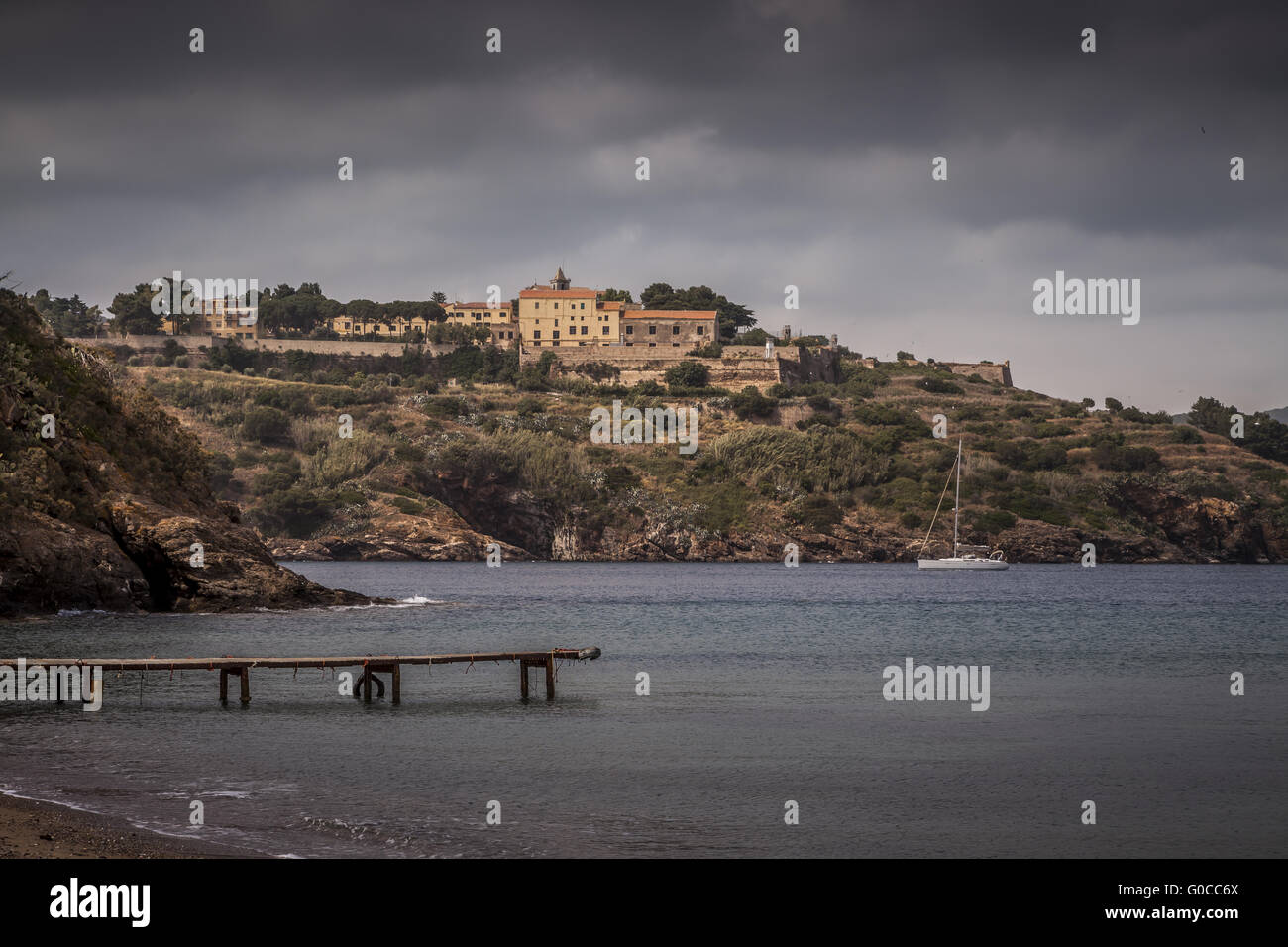 Porto Azzurro, Terranera, Rest der Bogen be- Stockfoto