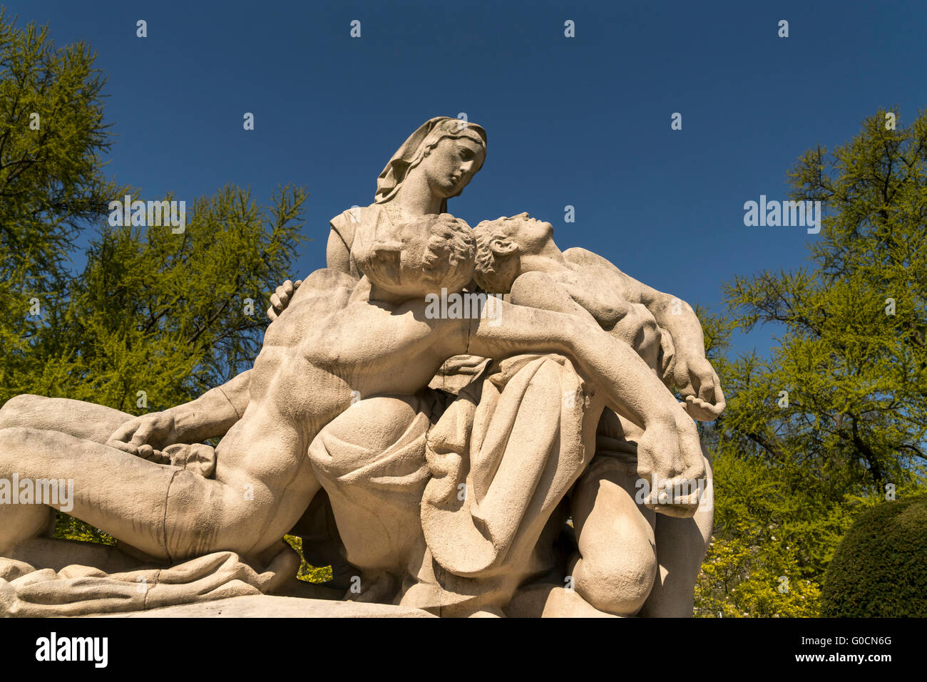 Ein Nein Morts - Kriegerdenkmal auf dem Platz der Republik in Straßburg, Elsass, Frankreich Stockfoto