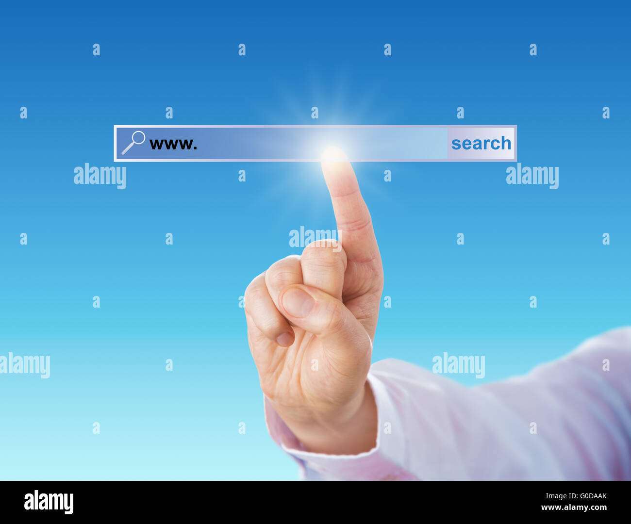 Zeigefinger berühren eine leere Suchmaschine Tool Stockfoto