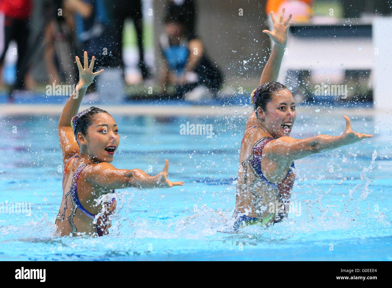 Yukiko Inui & Risako Mitsui (JPN), 1. Mai 2016 - Synchronschwimmen: der 92. Japan synchronisiert Swimming Championships Open 2016 Frauen Duette Free Routine Final am Tatumi International Pool in Tokio, Japan.  (Foto von Yohei Osada/AFLO SPORT) Stockfoto