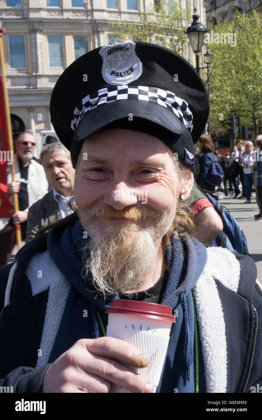 London, England, Vereinigtes Königreich: 1. Mai 2016: Tausende teilzunehmen Maitag März in London und hält eine Kundgebung in Trafalgar Sqaure, London. Bildnachweis: Siehe Li/Alamy Live News Stockfoto