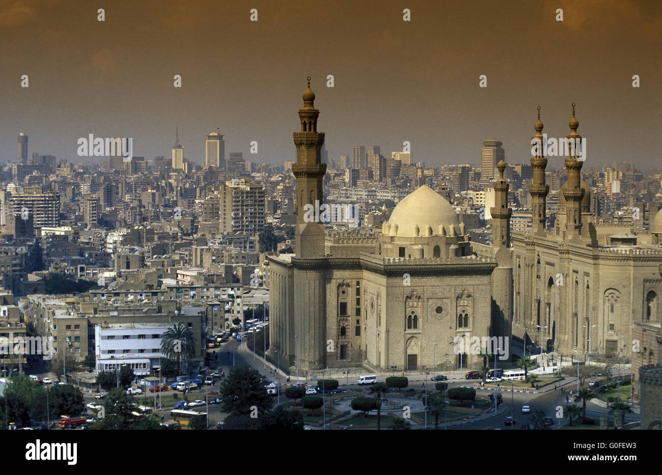 AFRIKA-ÄGYPTEN-KAIRO-ALTSTADT-SULTAN-HASAN-MOSCHEE Stockfoto