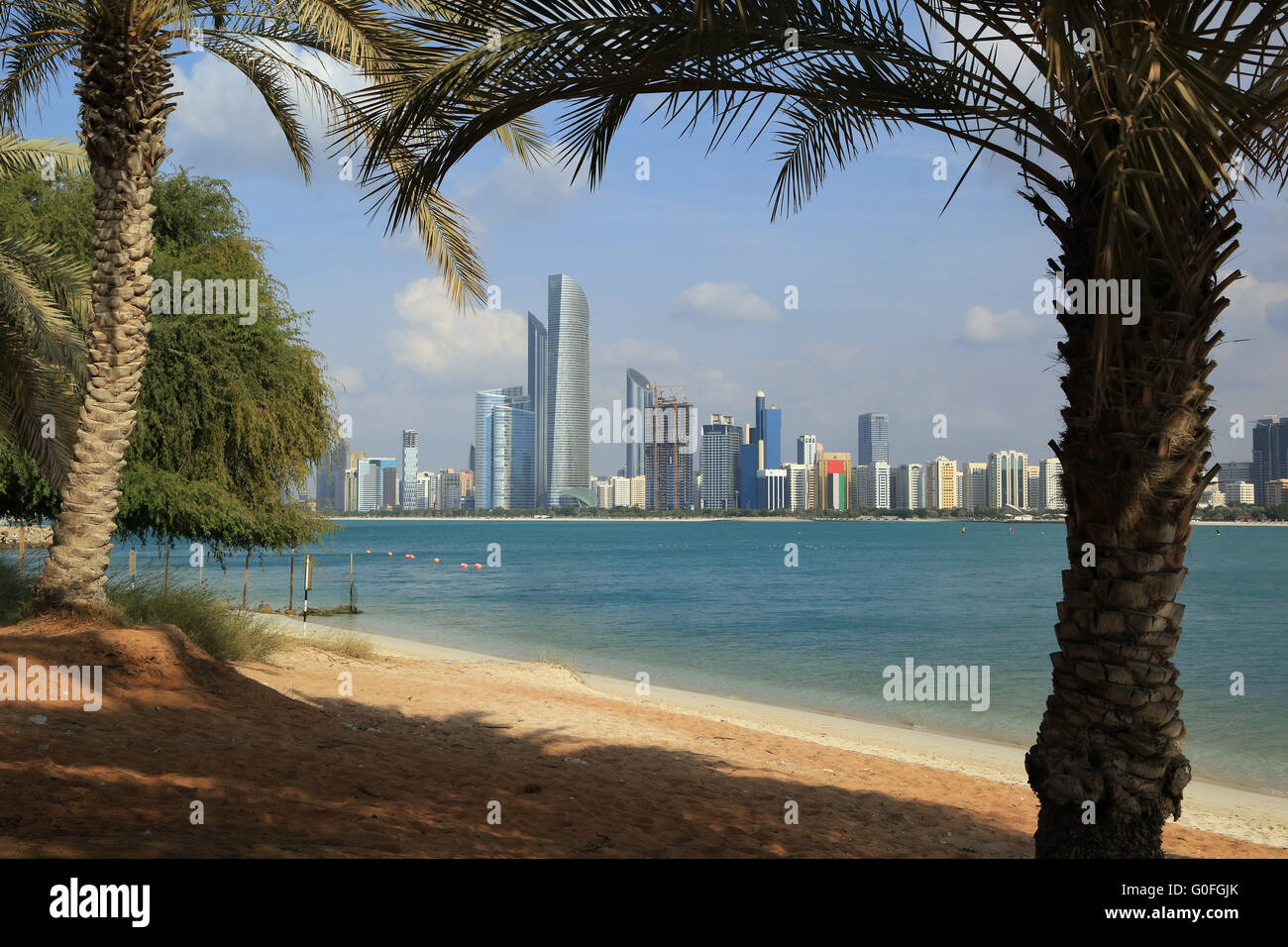 Abu Dhabi, Skyline der Wolkenkratzer The Landmark Stockfoto
