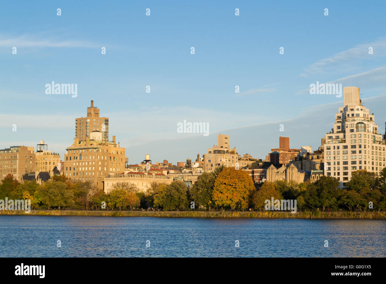 Herbstfarben von der UES Stockfoto