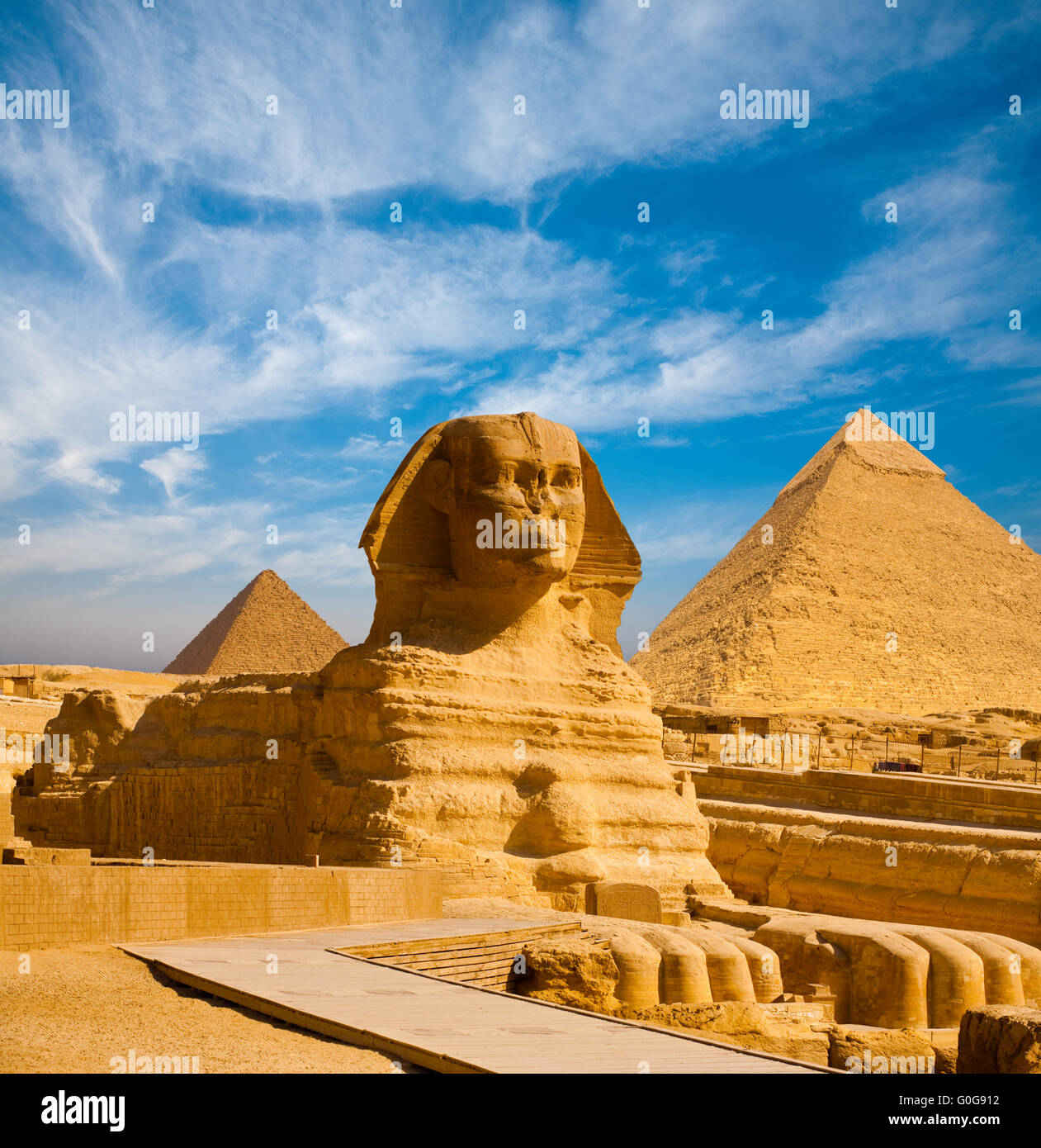 Volle Sphinx Profil Pyramiden Gehweg Gizeh Stockfoto
