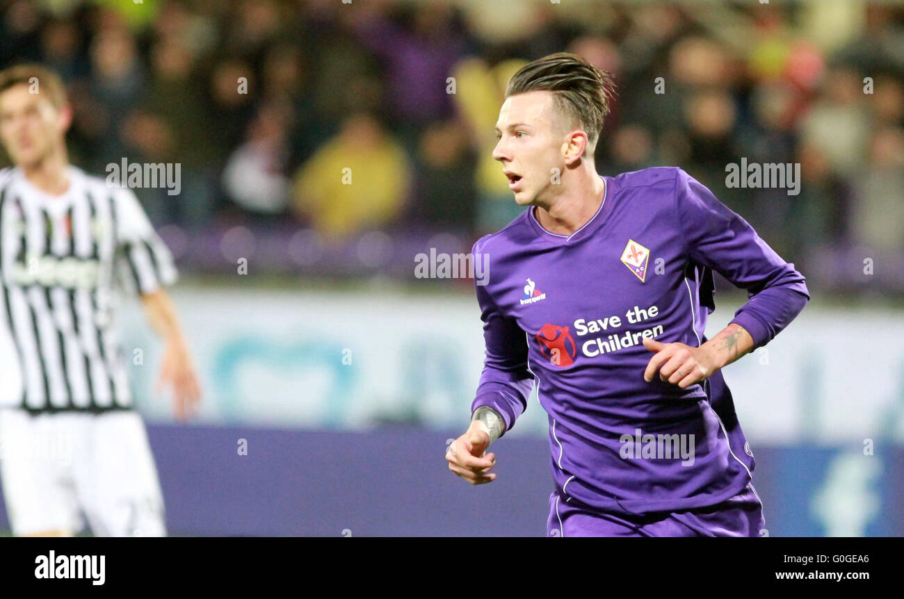 Italien, Florenz: Fiorentina vorwärts Bernardeschi sieht in der italienischen Serie A-Fußballspiel zwischen ACF Fiorentina und Ju Stockfoto