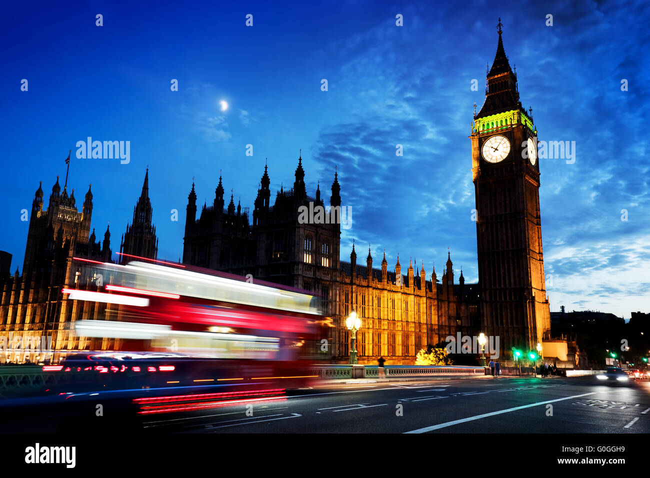 Roter Bus, Big Ben und Westminster Palace in London, Großbritannien ...