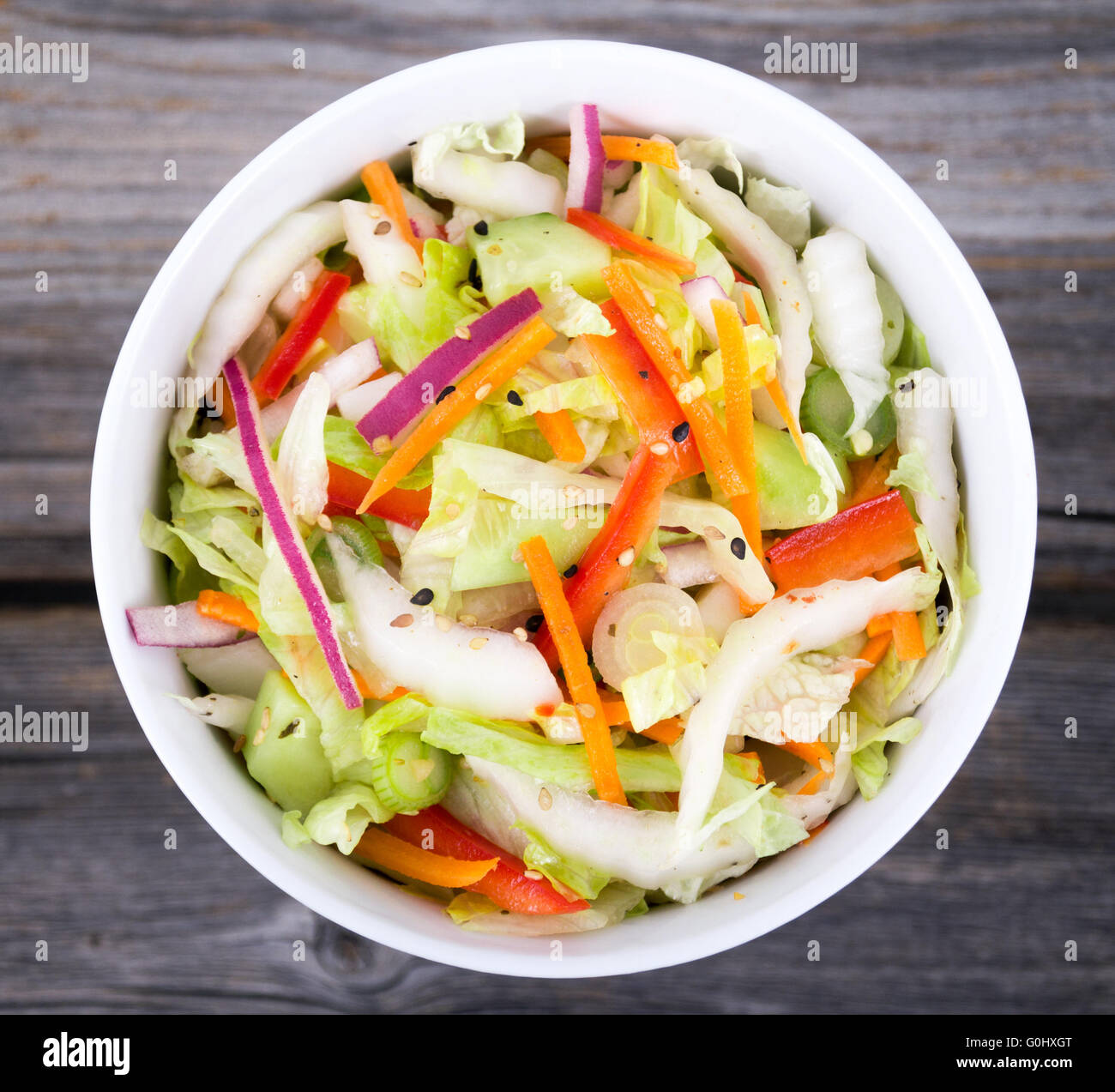 asiatische Kohl und Salat frische Salat-Salatschüssel Stockfoto