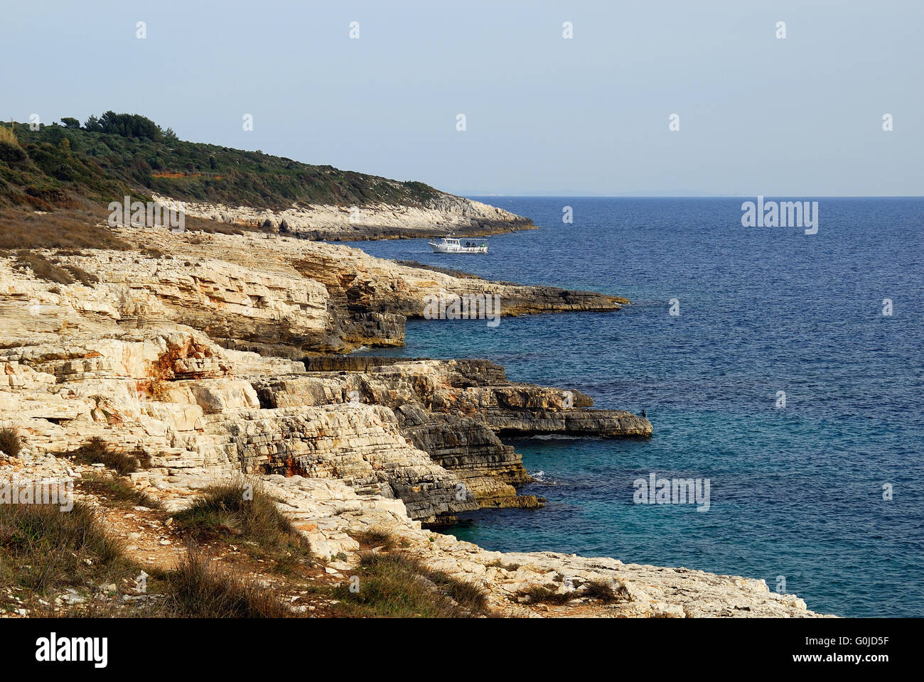 Naturpark Kamenjak, Premantura, Istrien, Kroatien. Kap Kamenjak. Der Park ist etwa zehn Kilometer von Pula entfernt, es ist der Lebensraum der Mittelmeer-Mönchsrobbe. Stockfoto