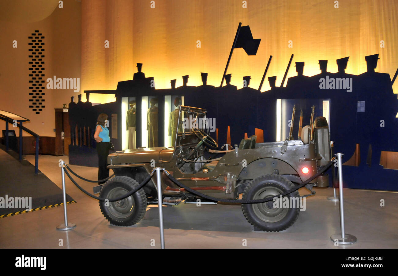 Jeep, Kino Außenposten, Ausstellung, AlliiertenMuseum, Clayallee, Zehlendorf, Berlin, Deutschland / AlliiertenMuseum Stockfoto
