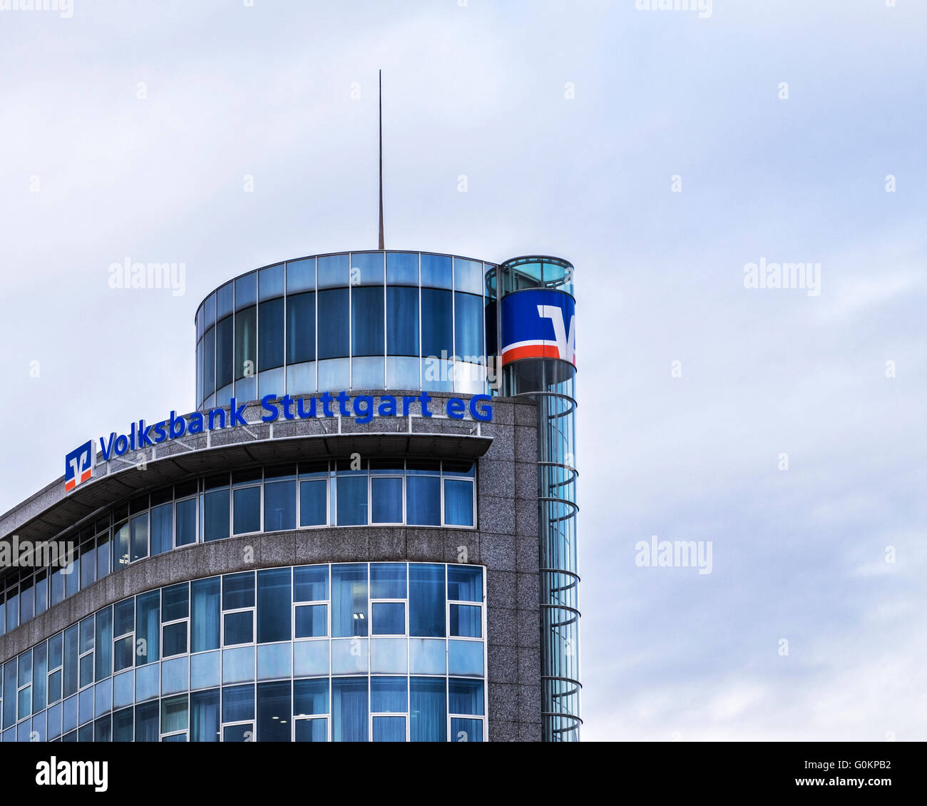 Stuttgarter Volksbank Stuttgart eG bank Gebäudehülle und logo Stockfoto