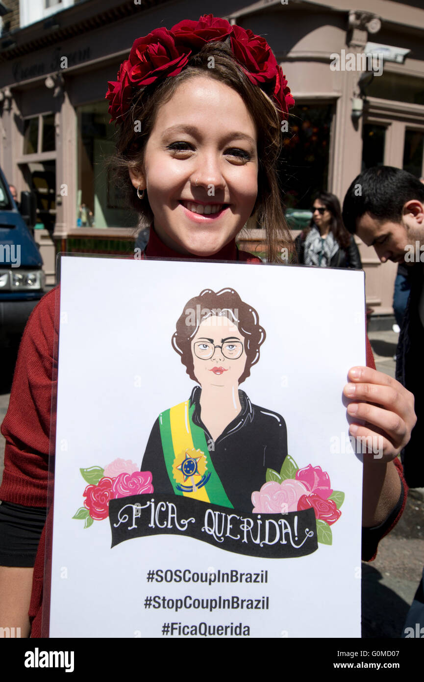 Mayday-2016. Clerkenwell. Ein Anhänger der brasilianischen Präsidentin Dilma Roussef. Tag der internationalen Arbeiter. Stockfoto