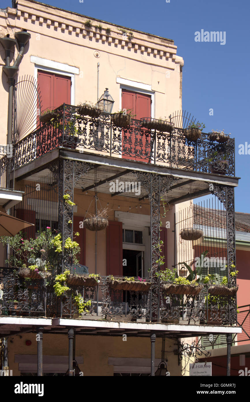 New Orleans French Quarter Doppelbalkon. Stockfoto