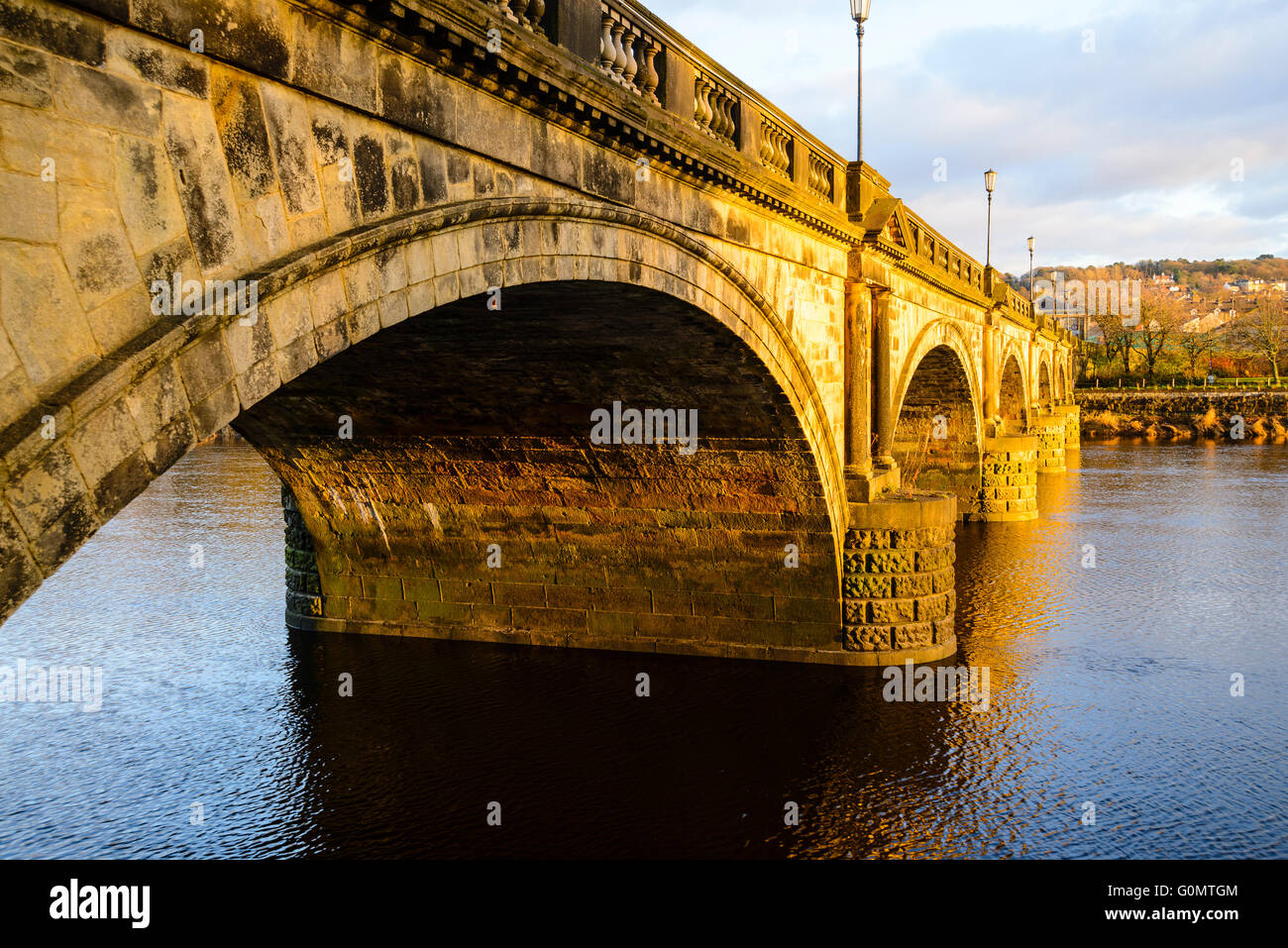 Abendlicht am Skerton Brücke und Fluss Lune Lancaster, Lancashire, England Stockfoto