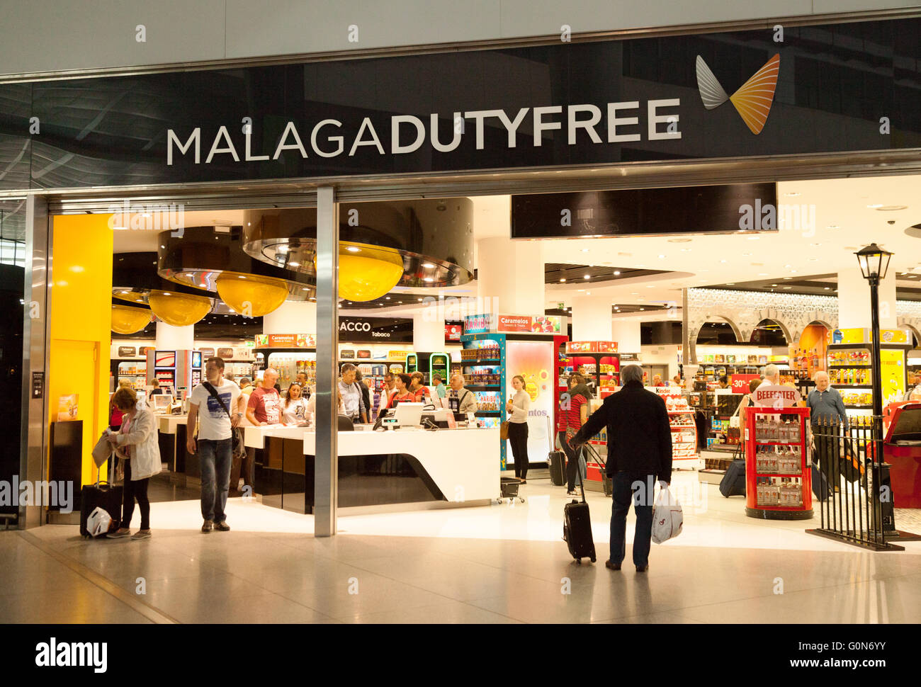 Duty Free Shop, Abreise, Flughafen Malaga, Costa Del Sol, Spanien, Europa Stockfoto