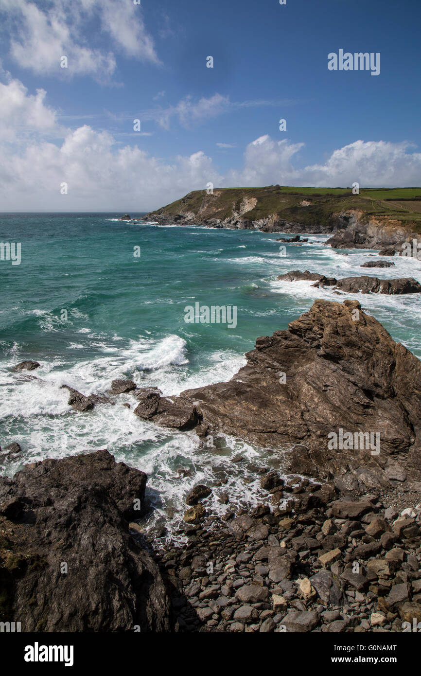 Dollar-Bucht, in Cornwall, England, benannt nach der Silber-Dollar, die gelegentlich von einem Schiffswrack gefunden wurden. Stockfoto