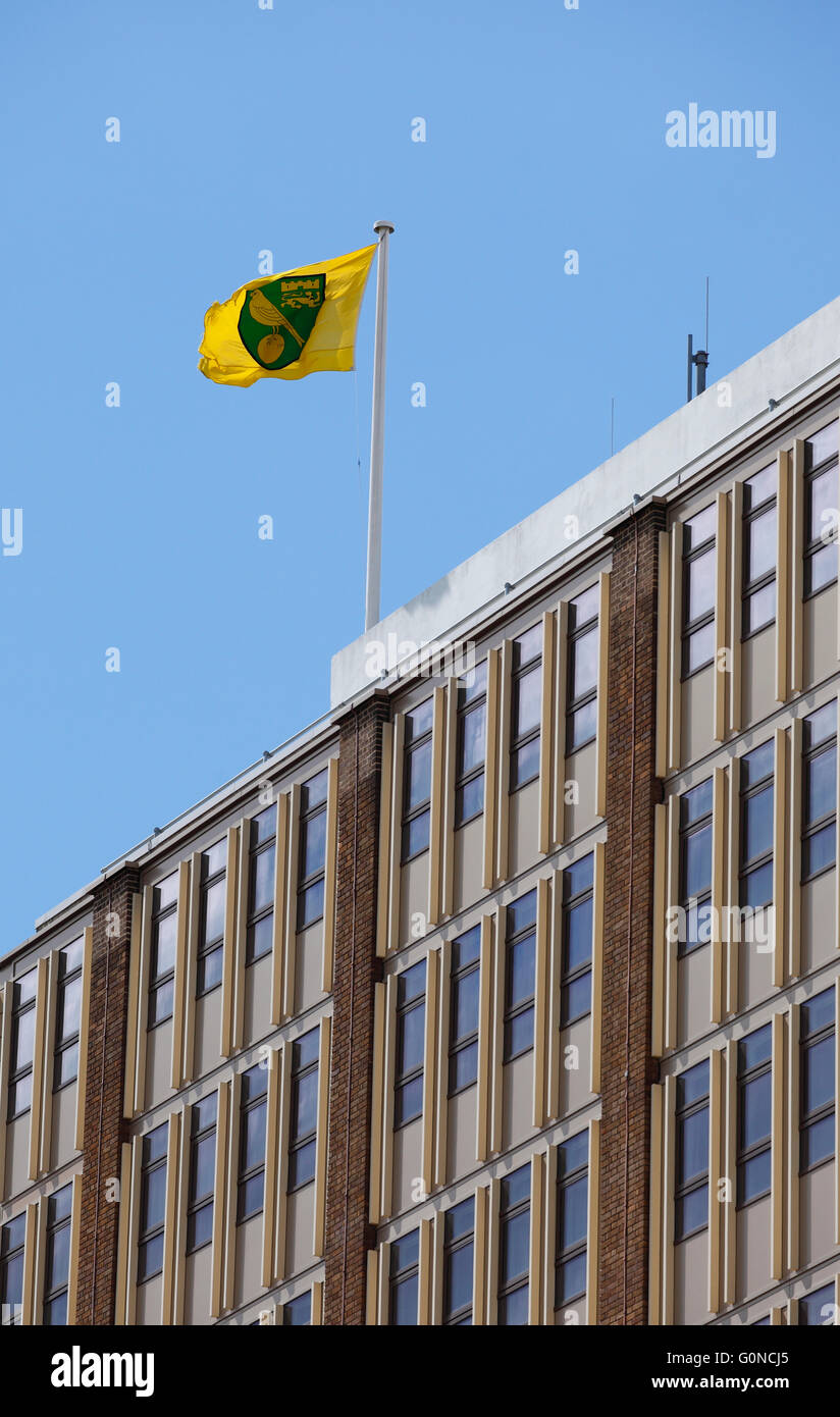 Kanarischen Inseln Flagge am County Hall, Norwich, Norfolk, England, UK. Stockfoto