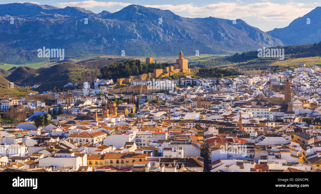 Antequera, Provinz Malaga, Andalusien, Südspanien.  Blick über die Stadt vom Hügel Vera Cruz La Alcazaba Stockfoto