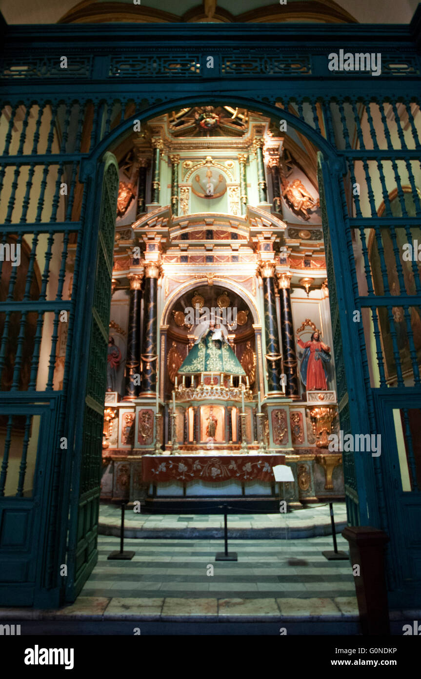 Altar, Schrein innerhalb einer Kathedrale von Lima, Peru. Stockfoto