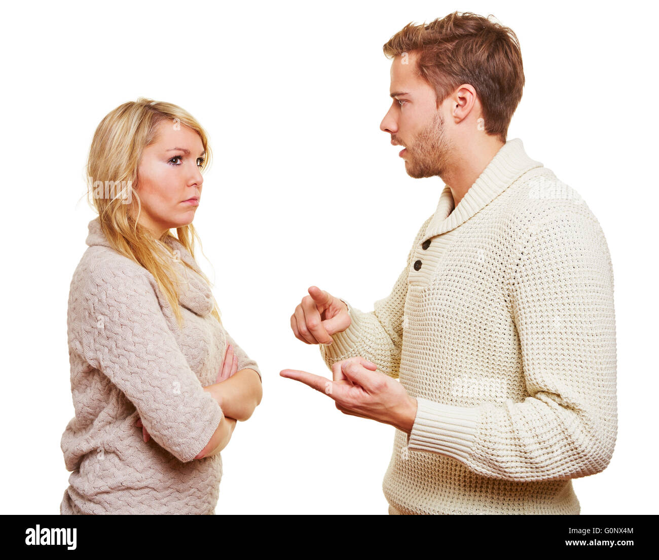Angry wan mit seiner Frau in einer Beziehung zu diskutieren Stockfoto