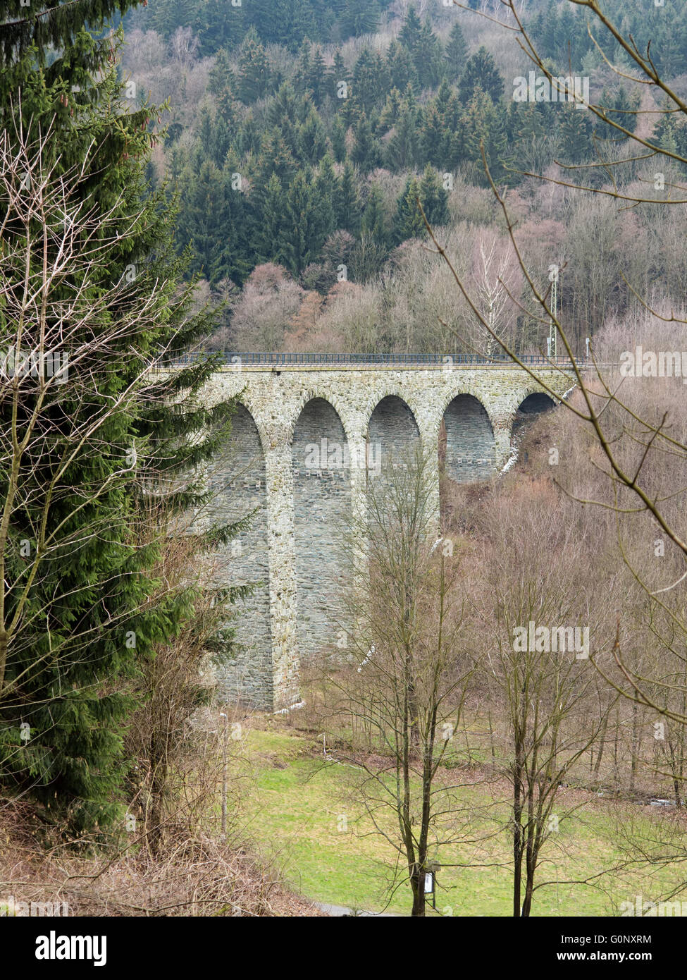 Alte Stein erhebend track Stockfoto Alte Stein erhebend track Stockfoto