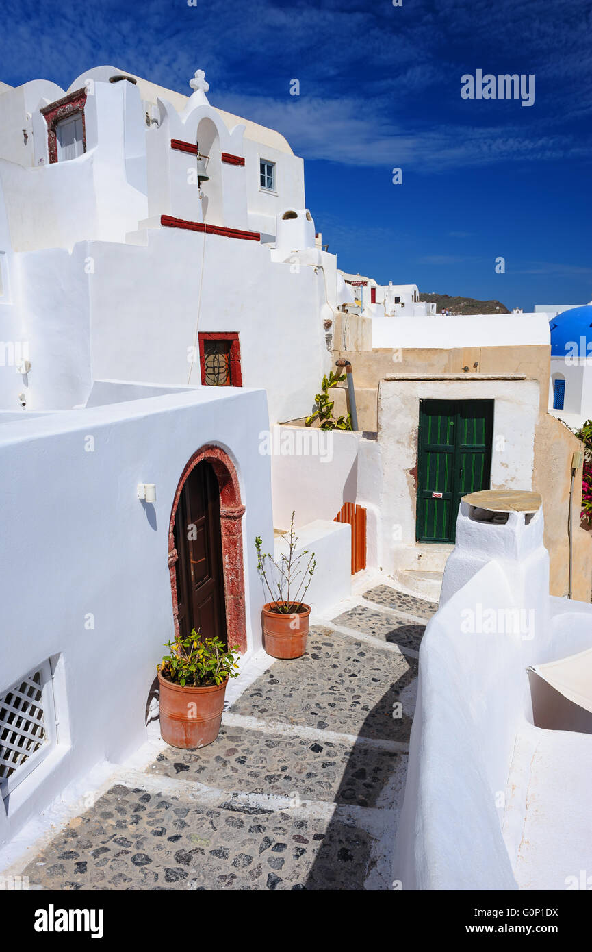 Oia Straßen und Türen Stockfoto