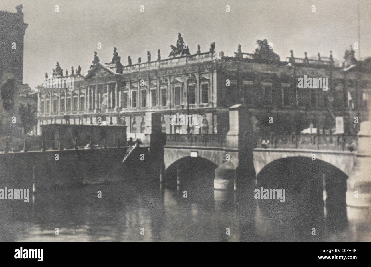 Zerstörten Berlin.  Berliner Stadtschloss und Schlossbrücke, Nachkriegszeit Foto. Stockfoto