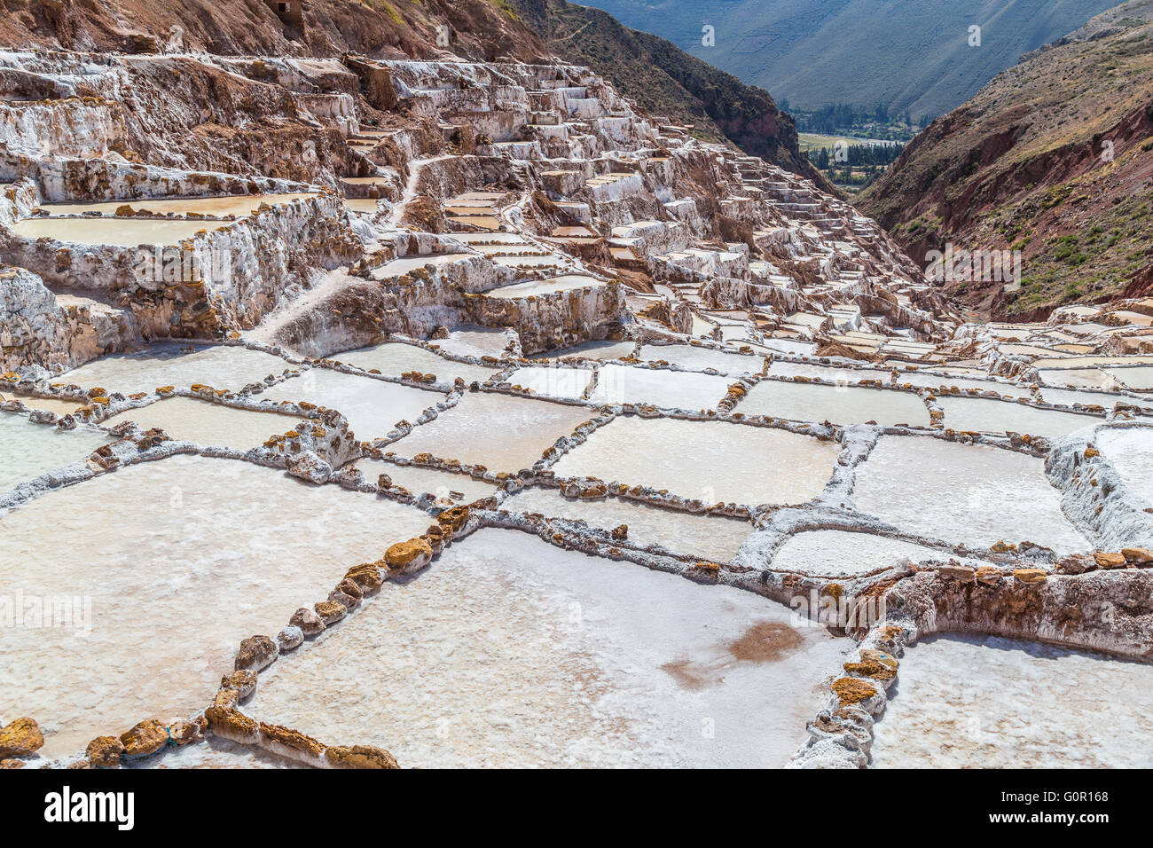 Salinen und Bergwerke errichtet von Inkas in Maras, Peru Stockfoto
