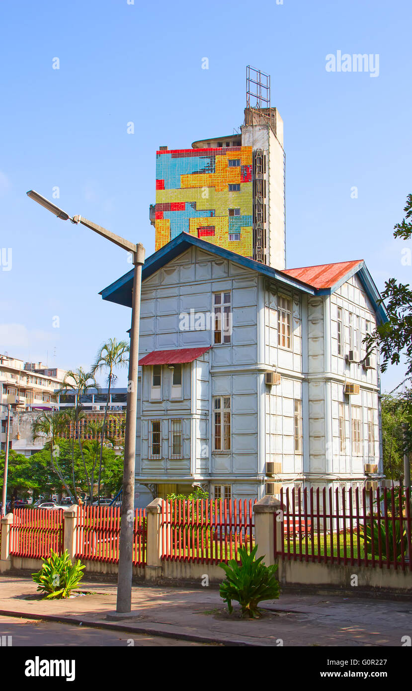 Berühmten Eisernen Haus bauen im 19. Jahrhundert in Maputo, Mosambik Stockfoto