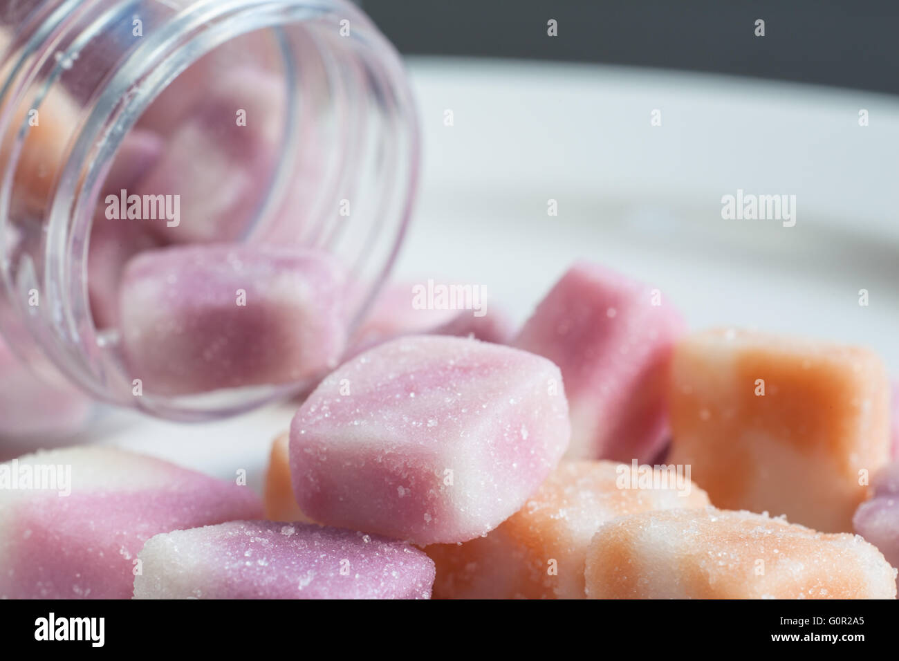 Nahrungsergänzungsmittel: Gummibärchen mit Kalzium und Vitaminen Stockfoto