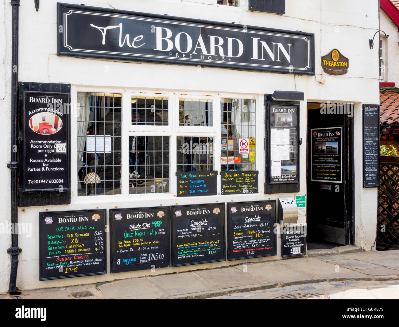 Das Board Inn Pub in Kirche Straße Whitby England UK Angebot akkreditiert Fassbier Stockfoto