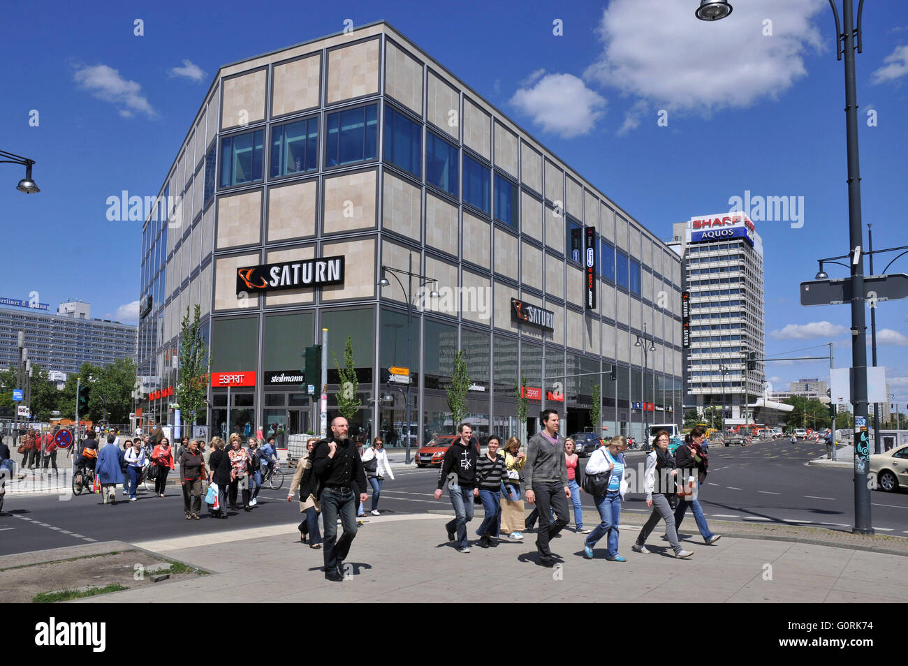 Saturn alexanderplatz berlin Fotos und Bildmaterial in hoher Auflösung Alamy