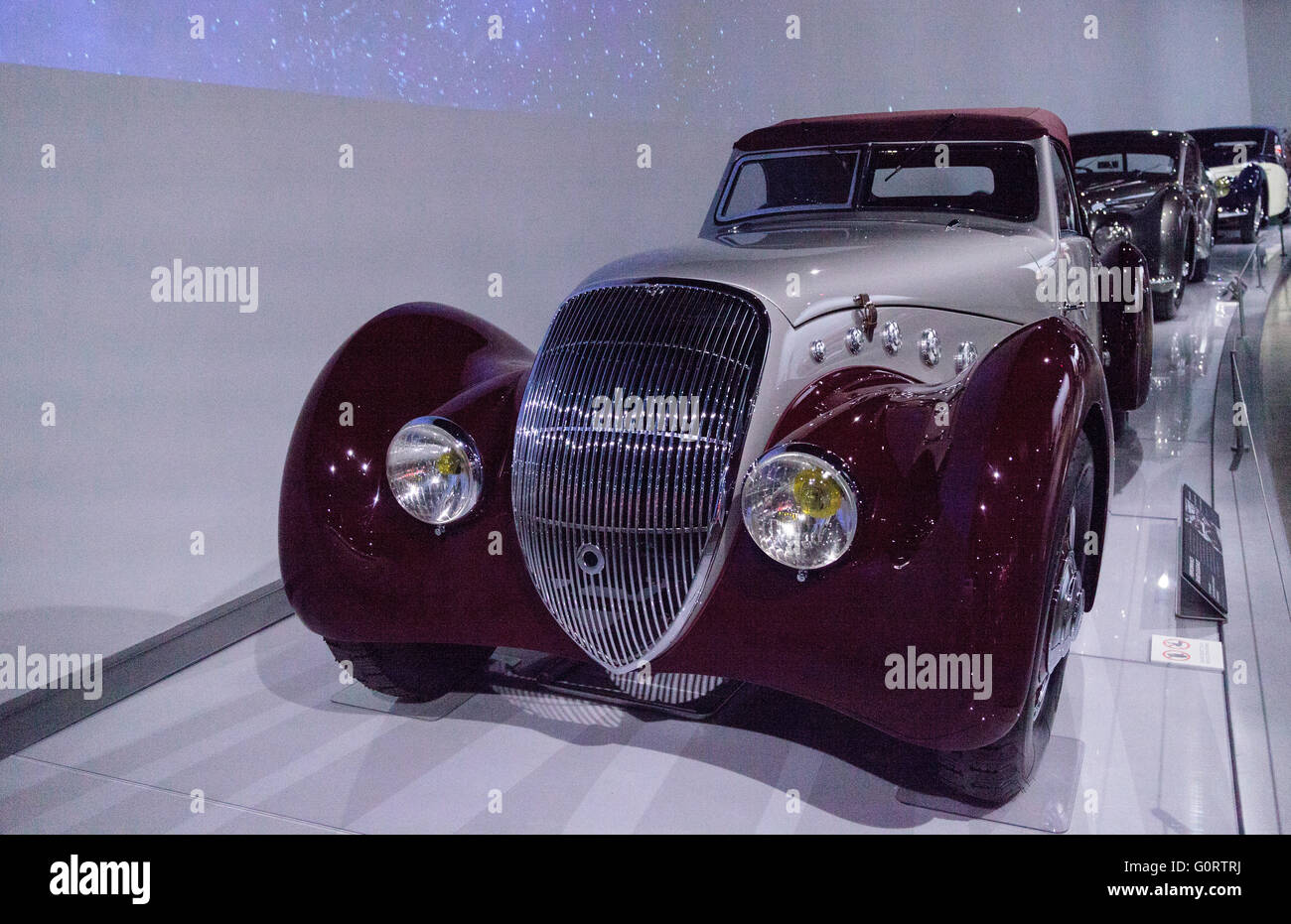 1937 ist Peugeot 301 DS Darl'mat Cabriolet von Pourtout Teil der Sammlung des Musée Mullin Automotive Stockfoto