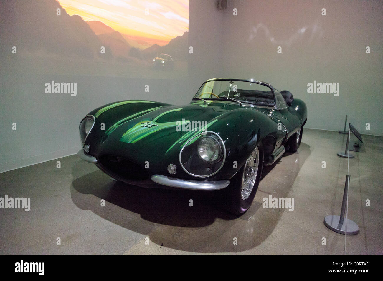 1956 Jaguar XKSS war früher im Besitz von Steve McQueen und ist nun Teil der Margie und Robert E. Petersen Collection Stockfoto