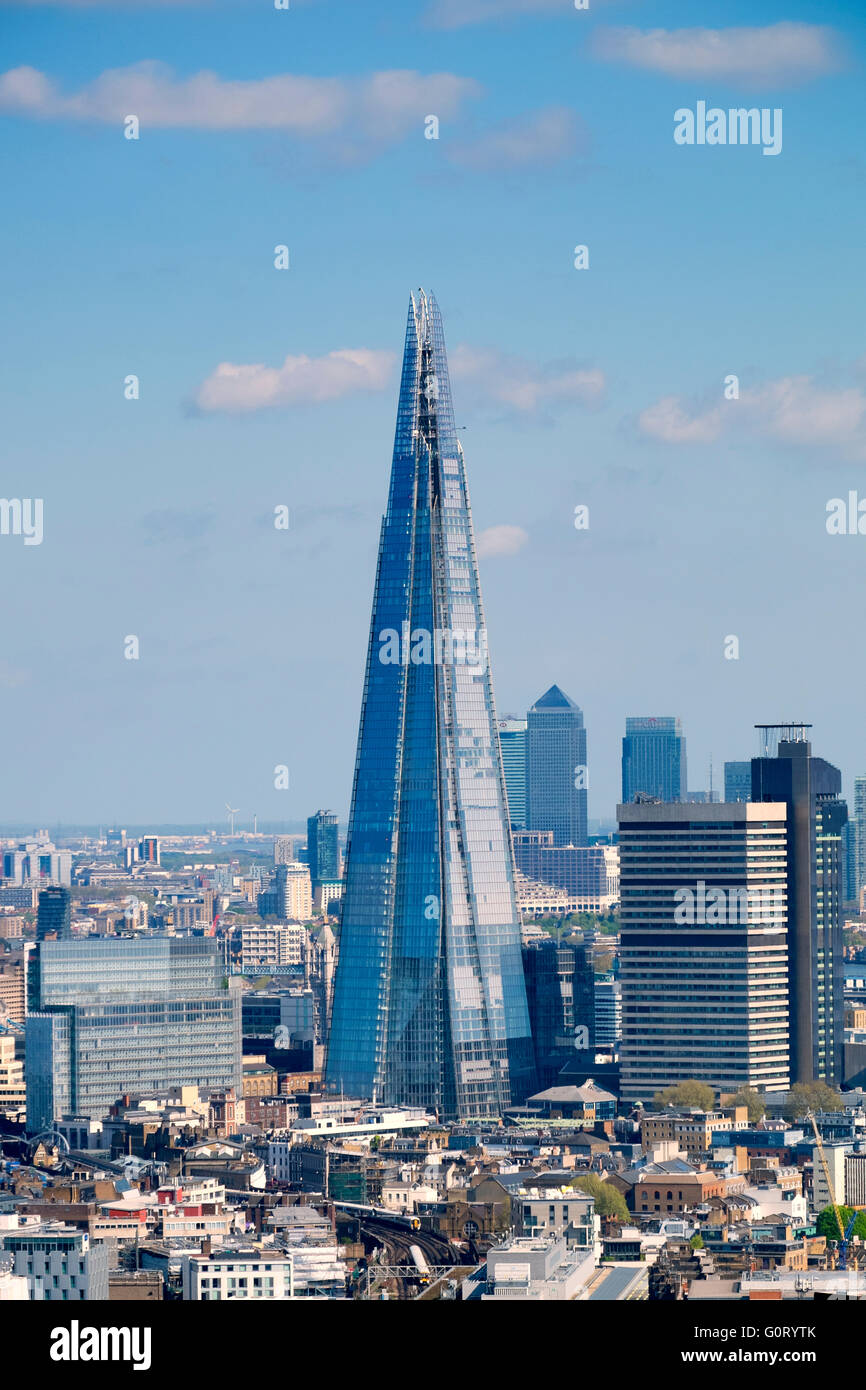 Blick auf The Shard neue Wolkenkratzer und die Skyline von London Vereinigtes Königreich Stockfoto