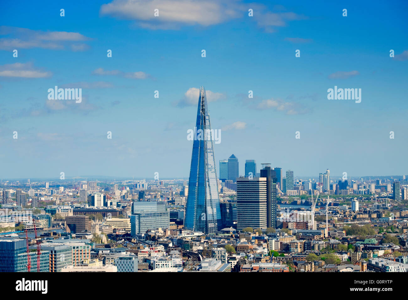 Blick auf The Shard neue Wolkenkratzer und die Skyline von London Vereinigtes Königreich Stockfoto
