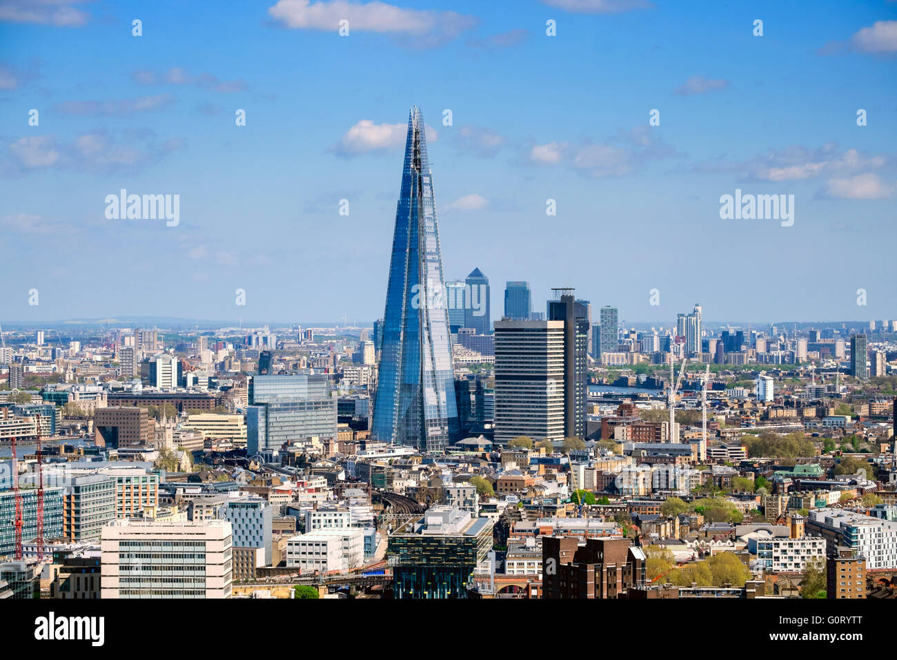 Blick auf The Shard neue Wolkenkratzer und die Skyline von London Vereinigtes Königreich Stockfoto