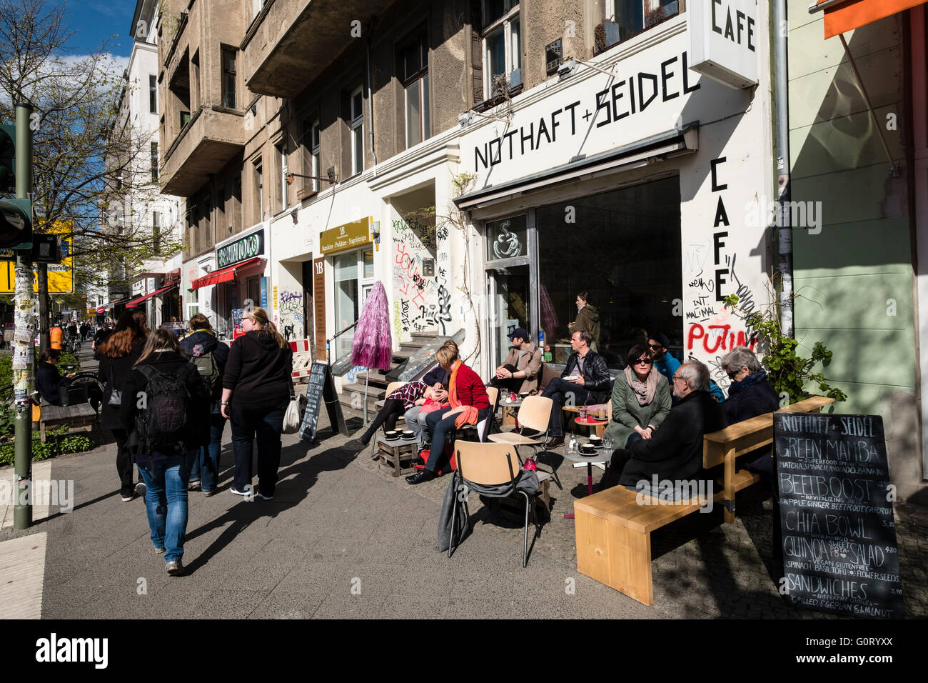 Kleines Café Nothaft Seidel auf Straße in Prenzlauer Berg Berlin Deutschland Stockfoto