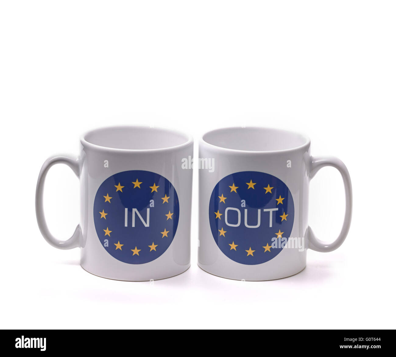 EU-Referendum Getränke Becher, rein und raus, auf weißem Hintergrund Stockfoto
