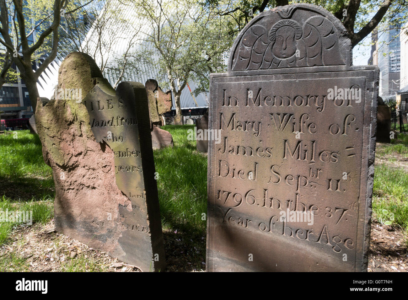 Friedhof von St. Pauls Kapelle, Lower Manhattan, NYC, USA Stockfoto