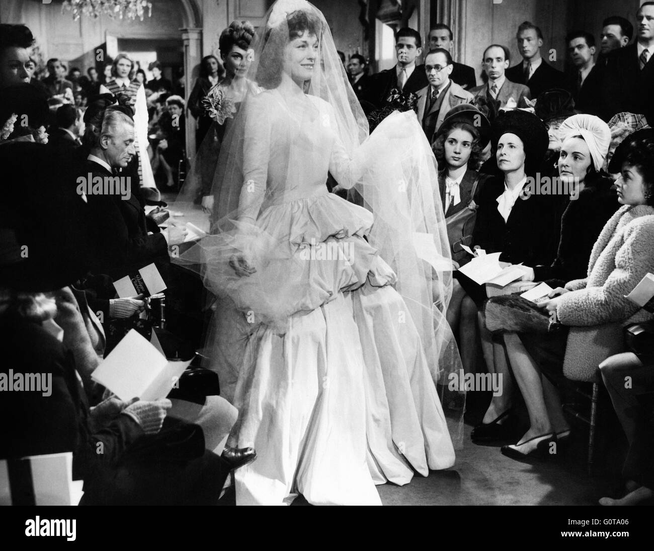 Mode-Show, Modelle, High-Fashion / Falbalas / 1945 unter der Regie von Jacques Becker (Essor Cinématographique Francais) Stockfoto