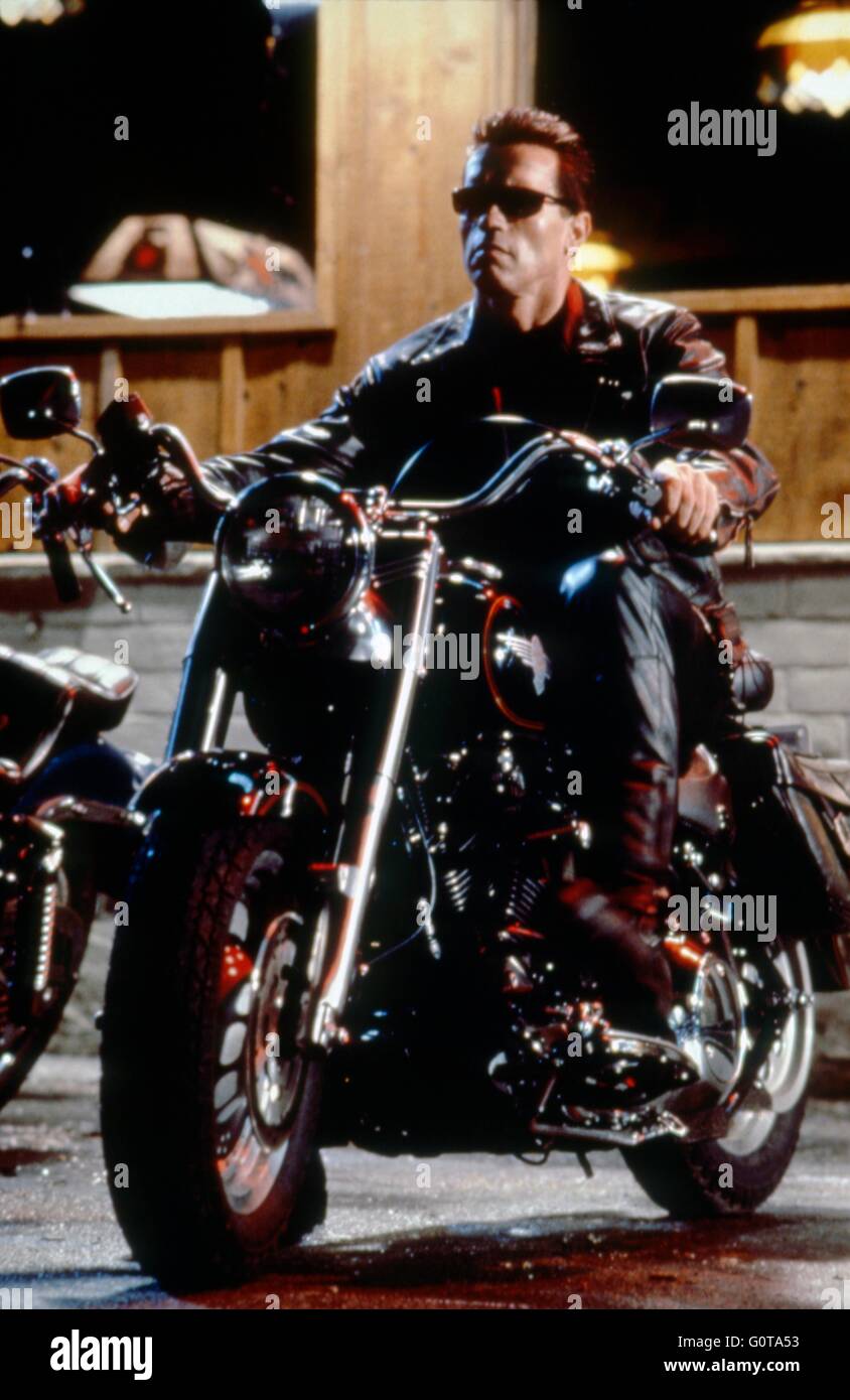 Arnold Schwarzenegger / Terminator 2: Judgement Day / 1991 unter der Regie von James Cameron (Carolco Pïctures) Stockfoto