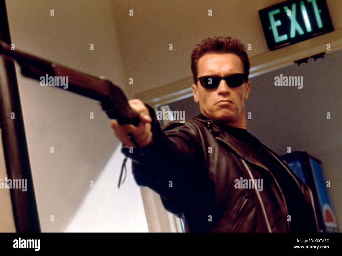 Arnold Schwarzenegger / Terminator 2: Judgement Day / 1991 unter der Regie von James Cameron (Carolco Pïctures) Stockfoto