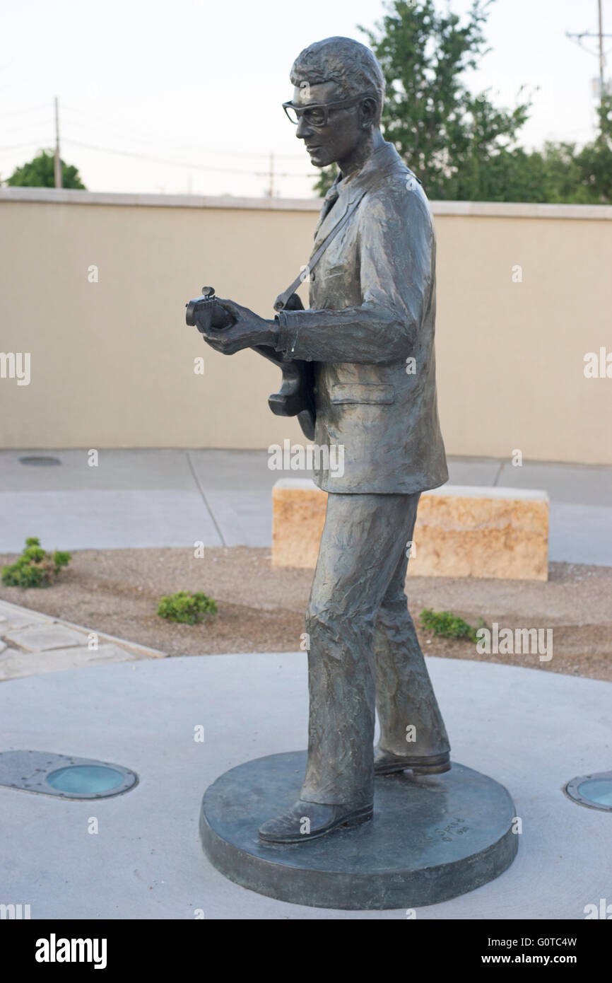 Statue von Buddy Holly in Lubbock, Texas. Charles Hardin Holley (7. September 1936 – 3. Februar 1959), bekannt als Buddy Holly. Stockfoto