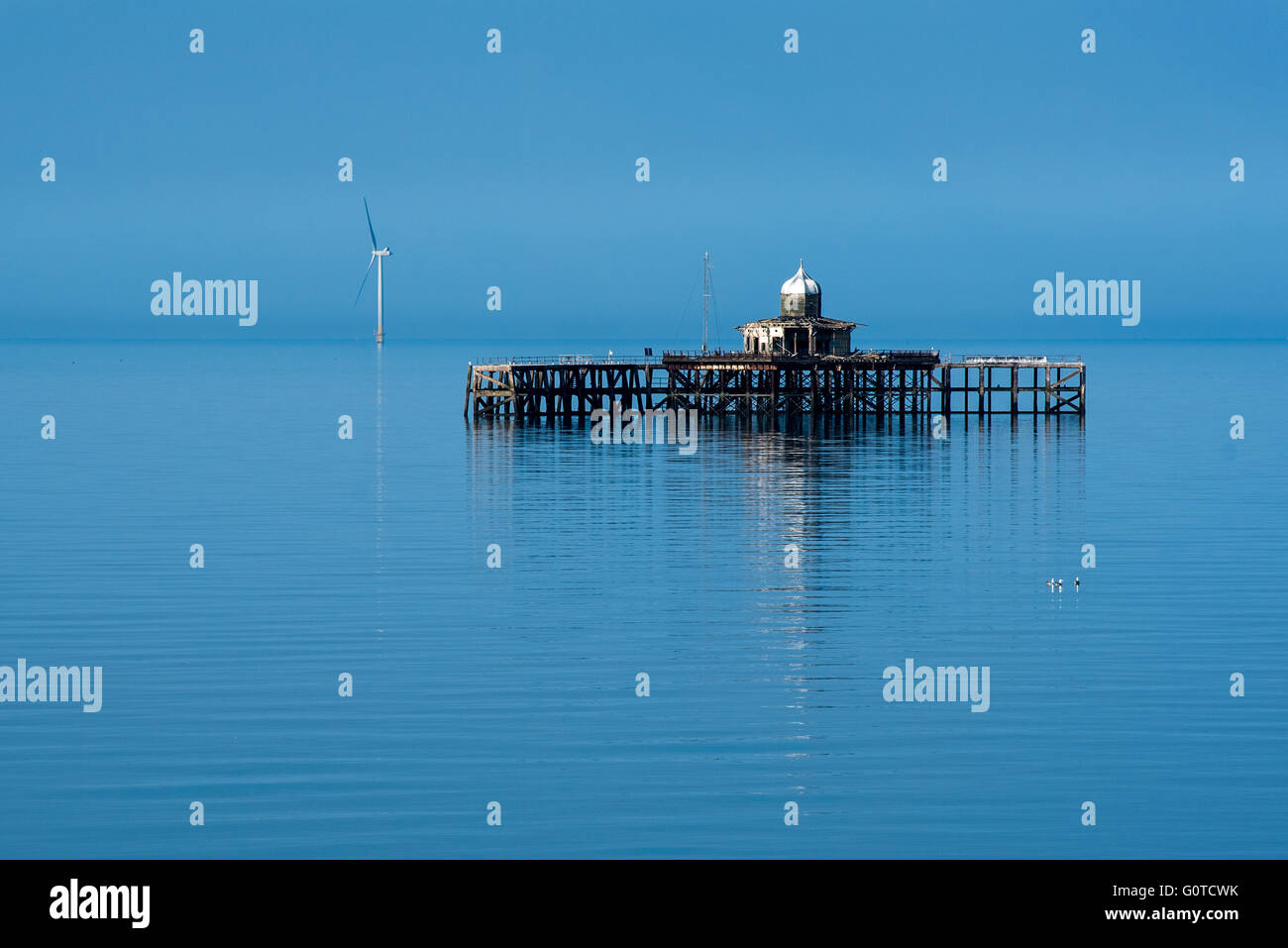 Die verlassenen Pierhead bei Herne Bay, Kent, UK Stockfoto