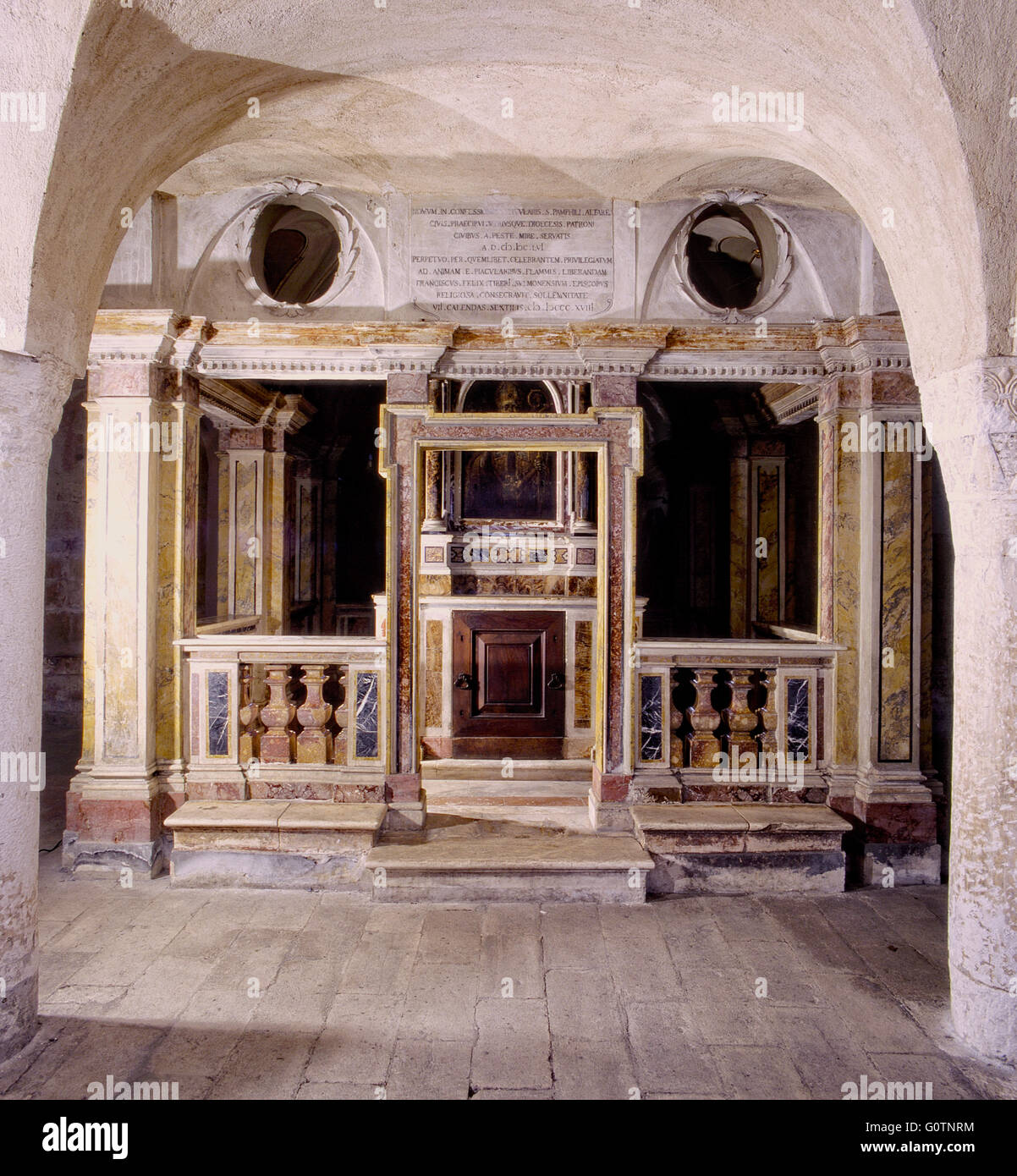 Italien Abruzzen Sulmona Kathedrale von St. Panfilo - San Panfilo Bildstock Stockfoto