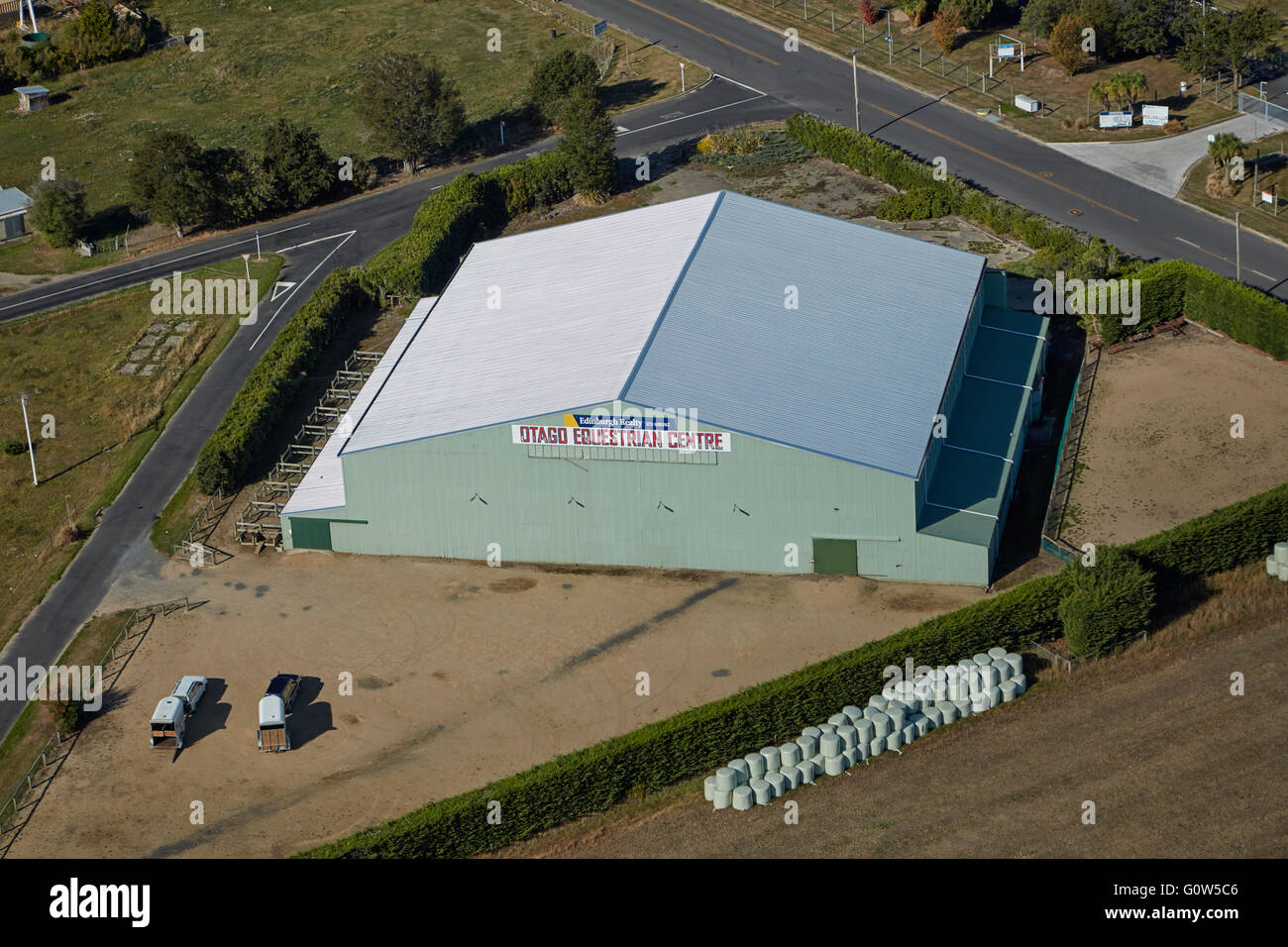 Otago Equestrian Centre, in der Nähe von Mosgiel, Dunedin, Otago, Südinsel, Neuseeland - Antenne Stockfoto