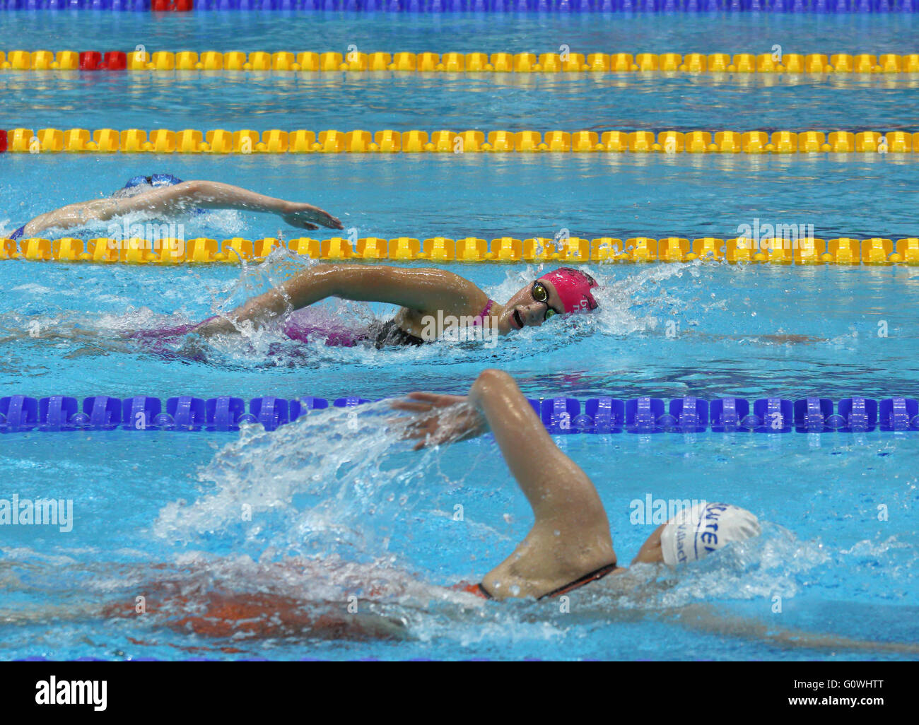 Berlin, Deutschland. 5. Mai 2016. Aktion in der Crawl-Etappe der Damen 400m Lagenschwimmen Hitze, Deutsche Meisterschaften DM (deutsche Meisterschaft im Schwimmen) Stockfoto