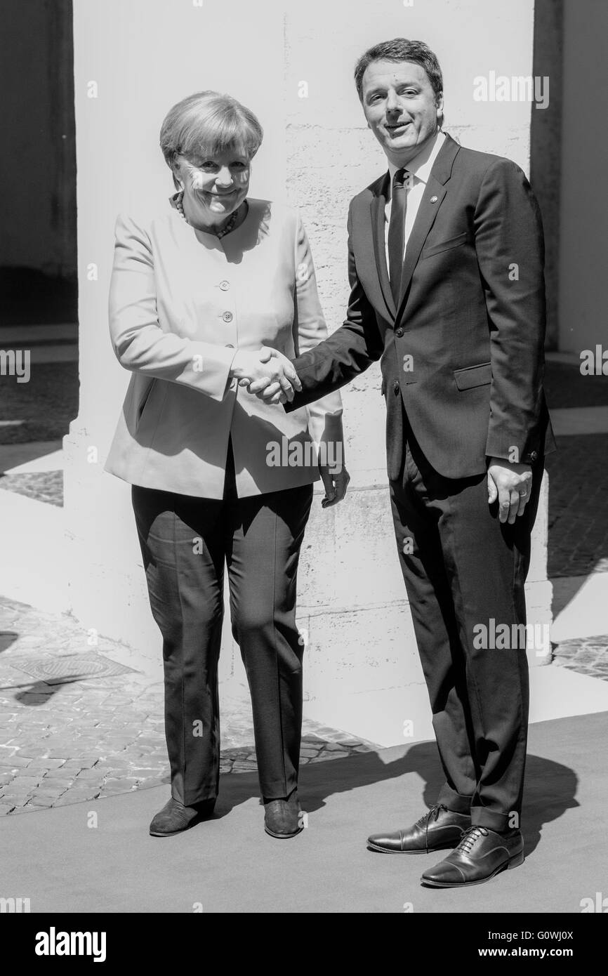 Rom, Italien. 5. Mai 2016.  Angela Merkel trifft Matteo Renzi am Palazzo Chigi in Rom, Italien. © Davide Fracassi/Alamy Live-Nachrichten Stockfoto